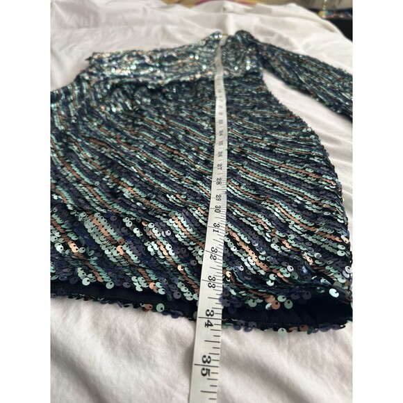 Lulu’s Sparkly Soiree Blue Multi Sequin One-Shoulder Bodycon Mini Dress Size M - Picture 8 of 12